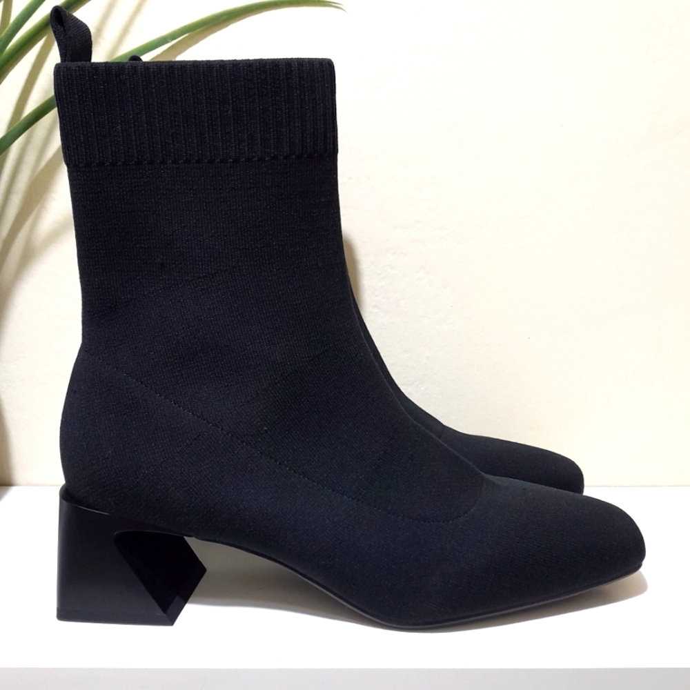 VIVAIA water repellent stretchy square toe & heel ankle boots sz 42 (10.5)